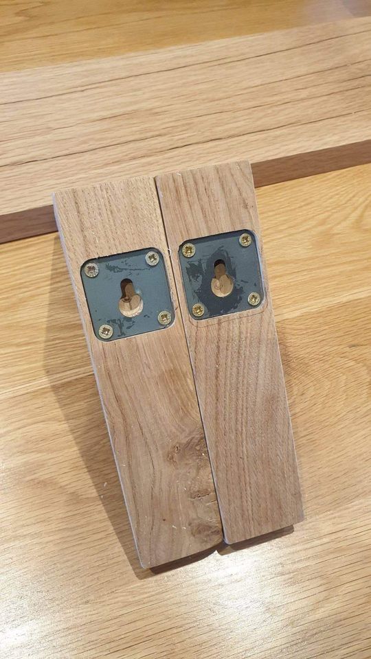 Oak shelf with brackets